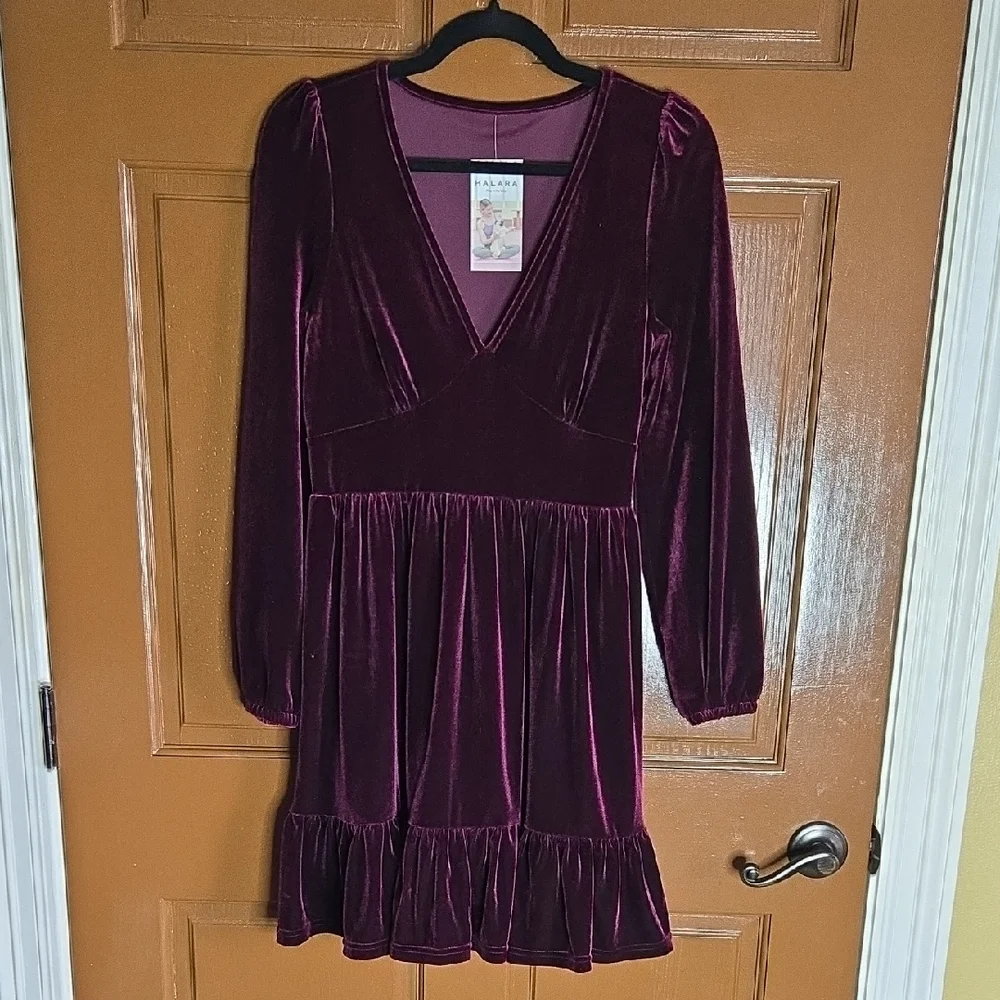 Halara-Wine velvet V neck long sleeved dress with ruffled bottom Sz S. NWT.